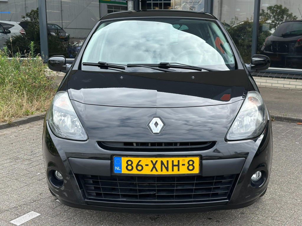 46220877-8.jpg
