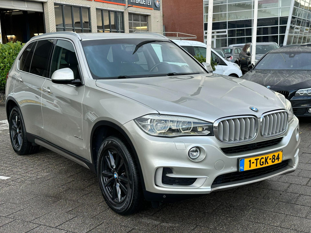 47382092-12.jpg