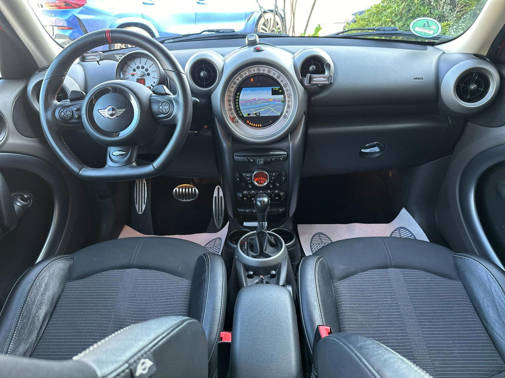 52905935-3.jpg