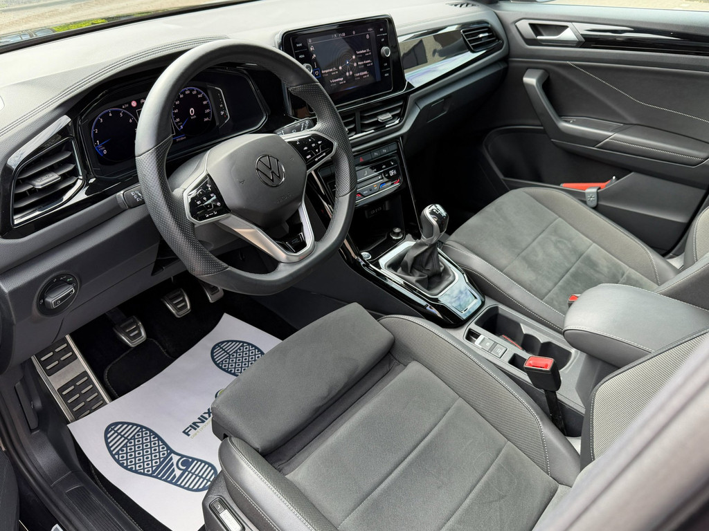53951648-4.jpg
